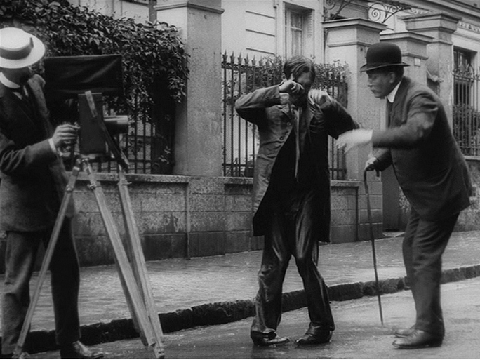 Les débuts de max au cinéma